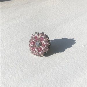 Pink Rhinestone Flower ring 🌺